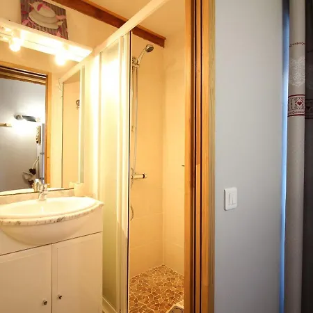 T3 A La Bourboule, Terrasse, Wifi, Proche Centre Et Thermes - Fr-1-608-128 La Bourboule